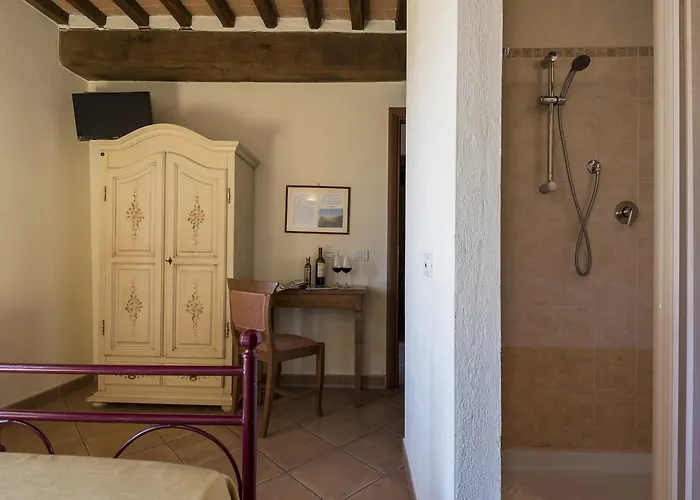 לינה וארוחת בוקר Bed & Breakfast Suvereto 3*