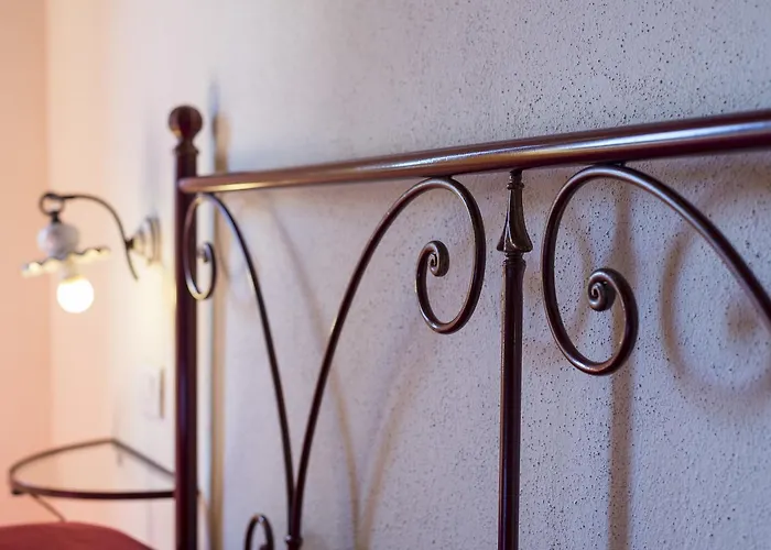 Bed & Breakfast Suvereto לינה וארוחת בוקר סוברטו