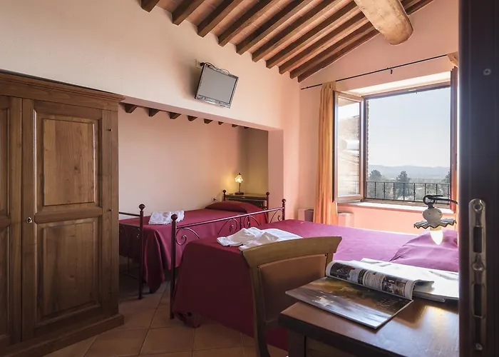 לינה וארוחת בוקר Bed & Breakfast Suvereto 3*