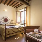 Bed & Breakfast Suvereto Oda ve Kahvaltı