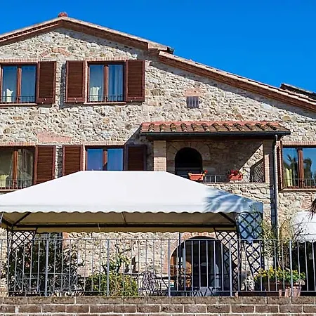Bed & Breakfast Suvereto Panzió 3*