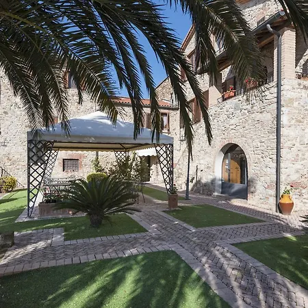 Bed&Breakfast Suvereto Couette-café