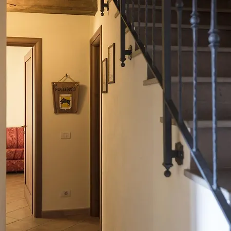 Bed&Breakfast Suvereto Couette-café Suvereto